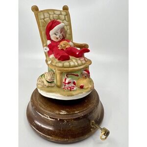 NIGHT BEFORE CHRISTMAS PORCELAIN MUSICAL FIGURINE MUSIC (SILENT NIGHT) 1983